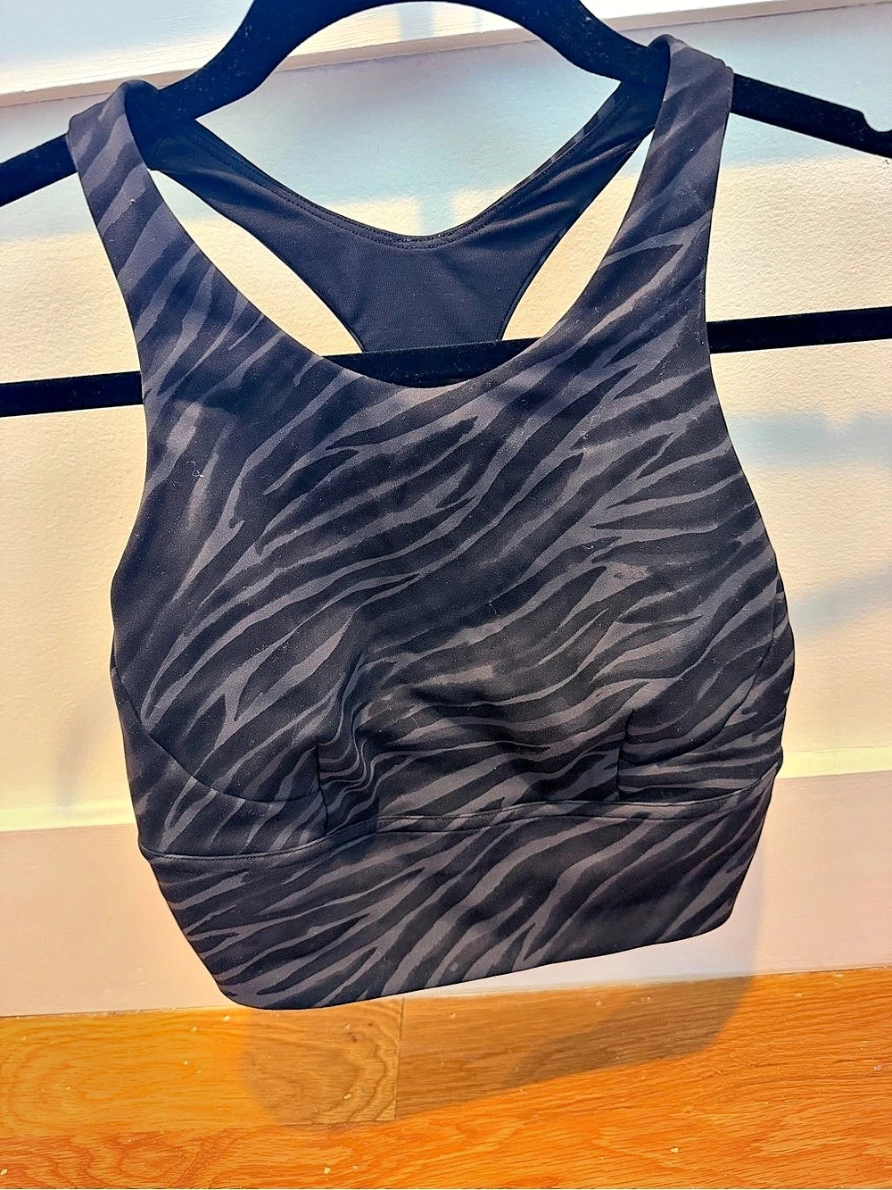 lululemon Energy Bra High-Neck Longline Animal Print Tank Size 8